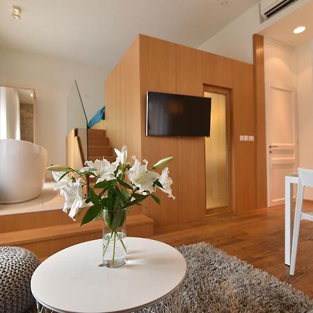 The Bridge Luxury Apartments Zara Esterno foto