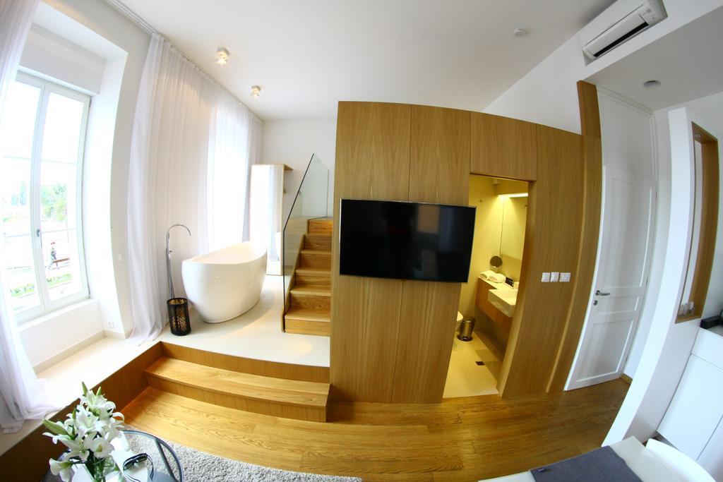 The Bridge Luxury Apartments Zara Esterno foto