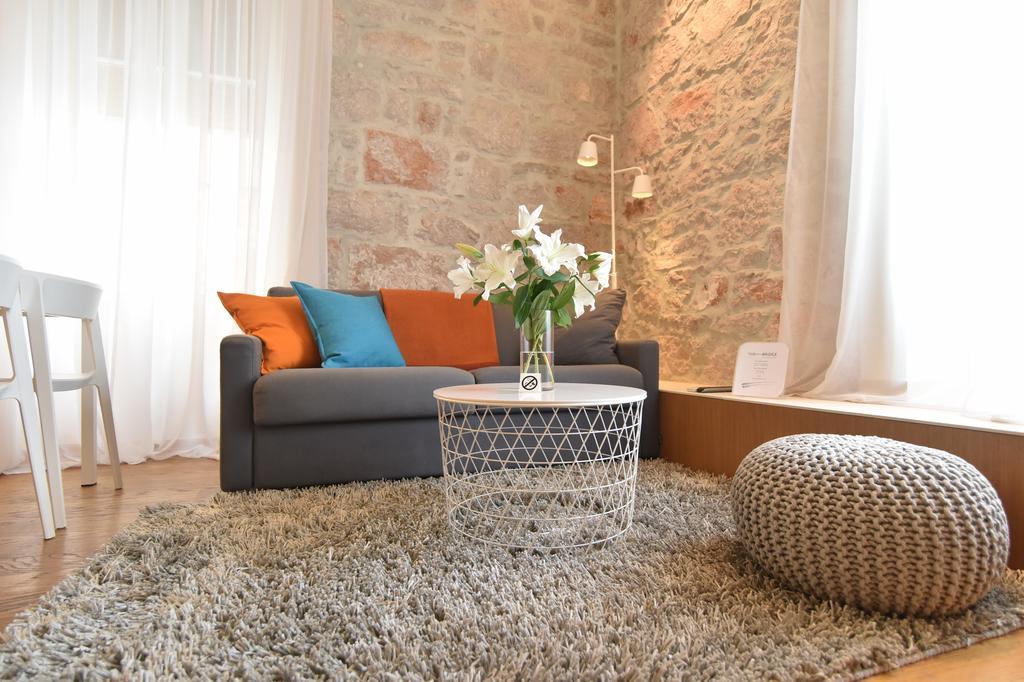 The Bridge Luxury Apartments Zara Esterno foto