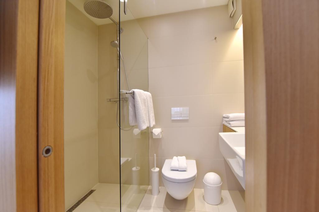 The Bridge Luxury Apartments Zara Esterno foto