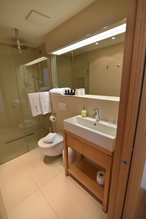 The Bridge Luxury Apartments Zara Esterno foto