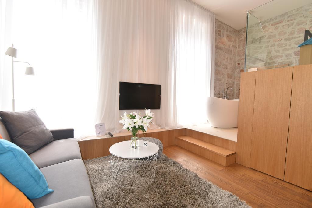The Bridge Luxury Apartments Zara Esterno foto