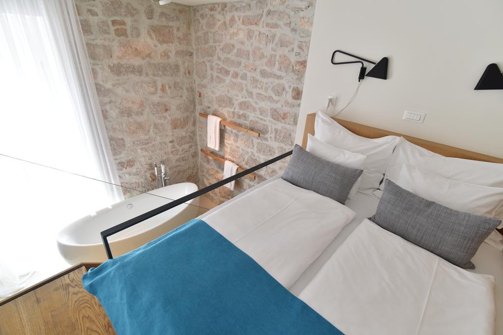 The Bridge Luxury Apartments Zara Esterno foto
