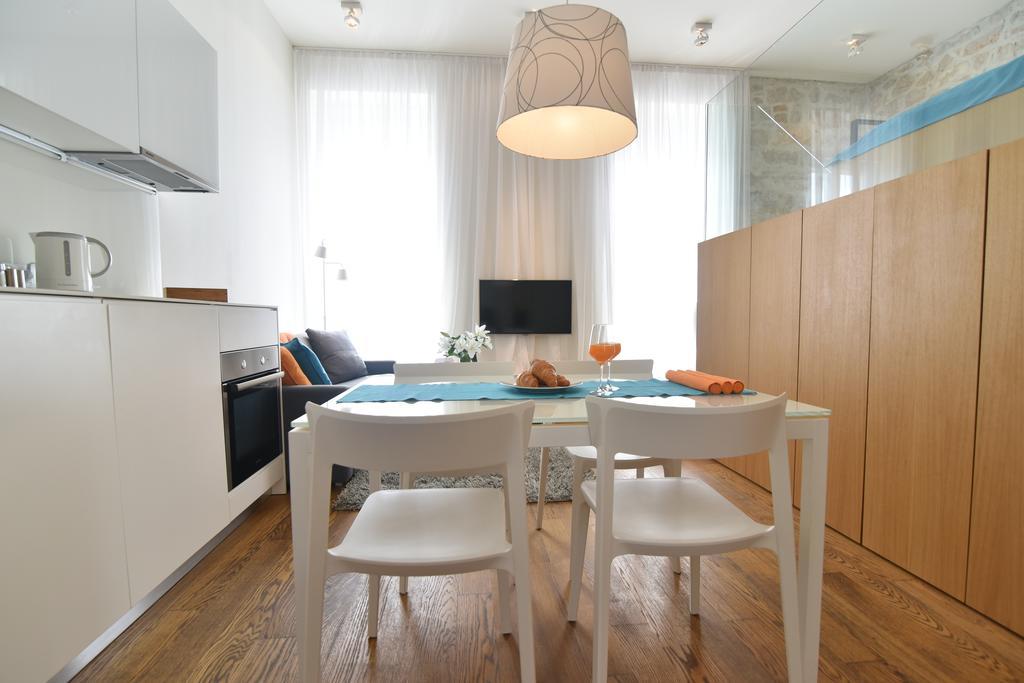 The Bridge Luxury Apartments Zara Esterno foto