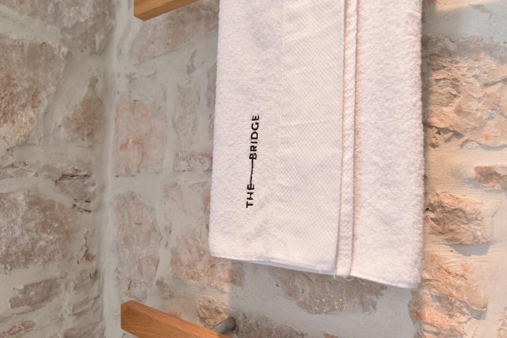 The Bridge Luxury Apartments Zara Esterno foto